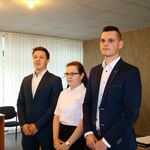 Uczniowie olimpijczycy nagrodzeni przez starostę ciechanowskiego